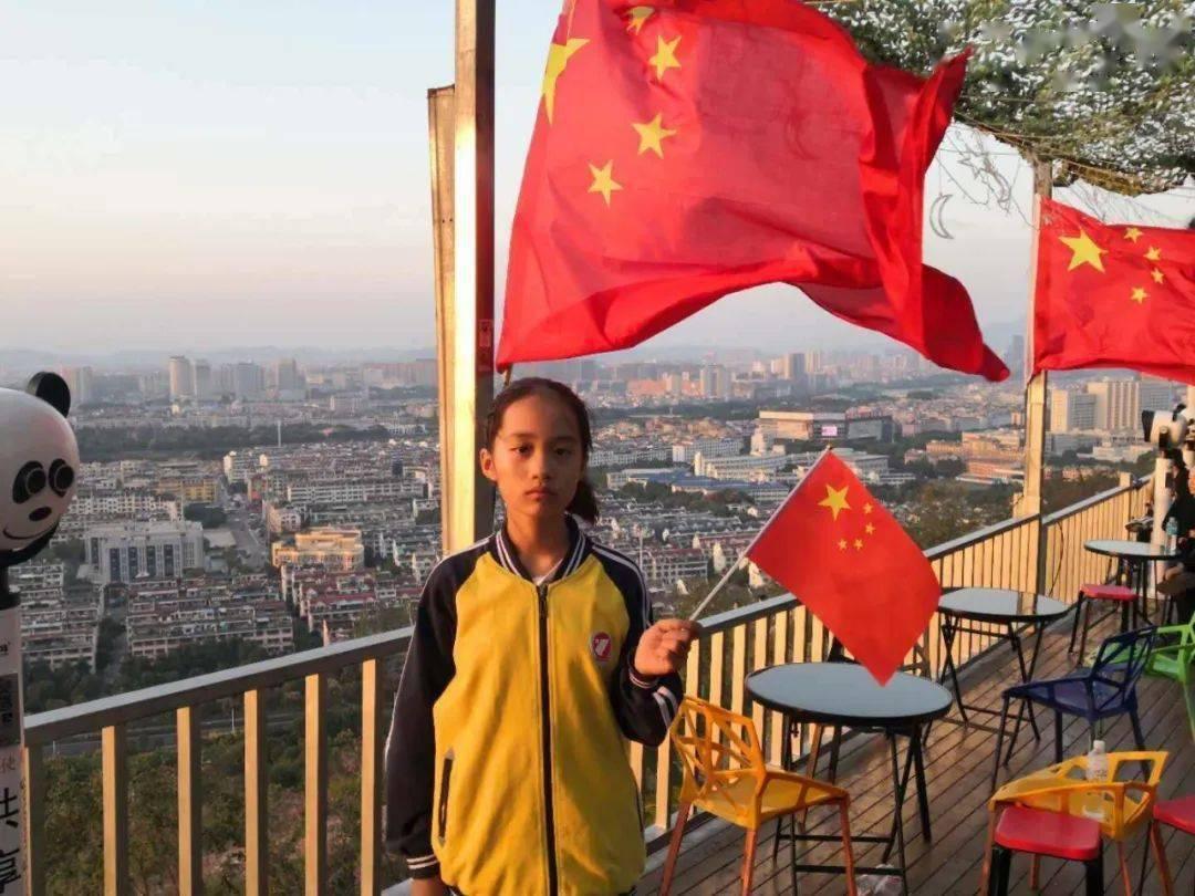 小猫钓鱼游戏龙王版有船